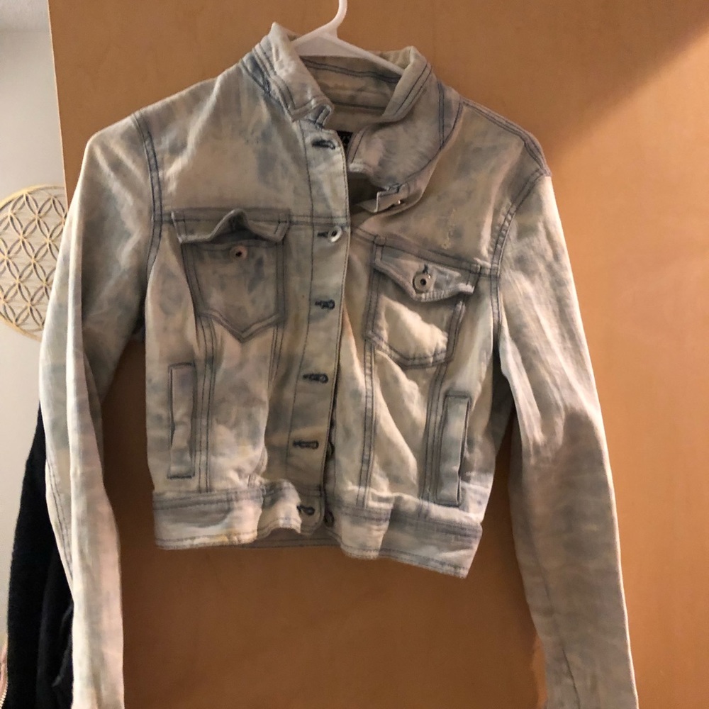 Light denim jean jacket forever 21 size M
